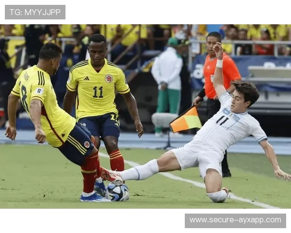 哥伦比亚队后卫吉梅内斯在巴黎奥运会上表现出色，哥伦比亚球星j罗